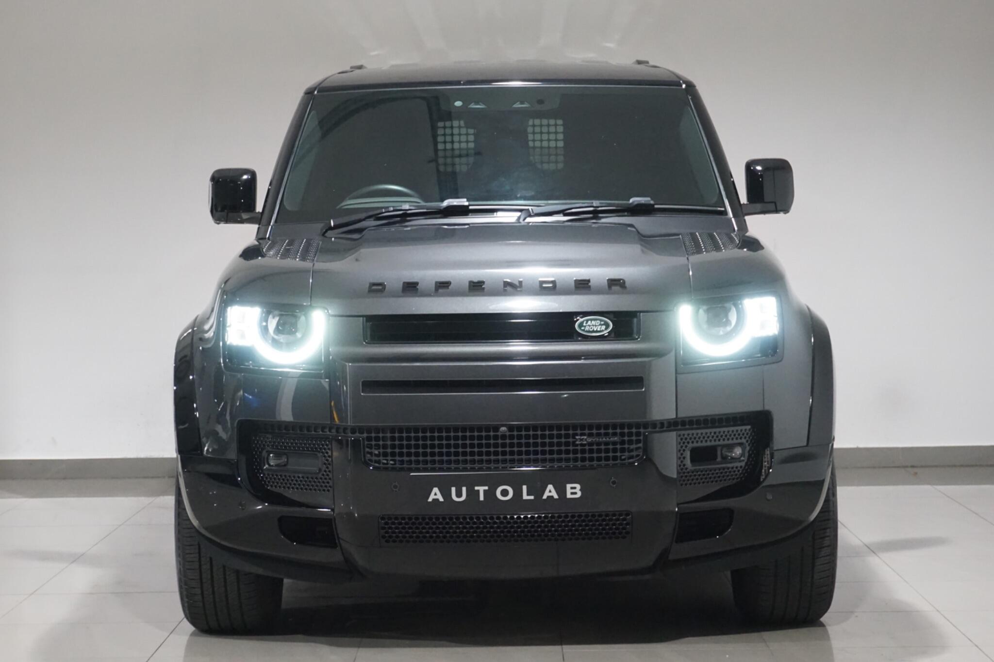 Land Rover Defender 110 3.0 D300 MHEV X-Dynamic HSE Hard Top SUV Auto 4WD MWB Euro 6 (s/s) 5dr